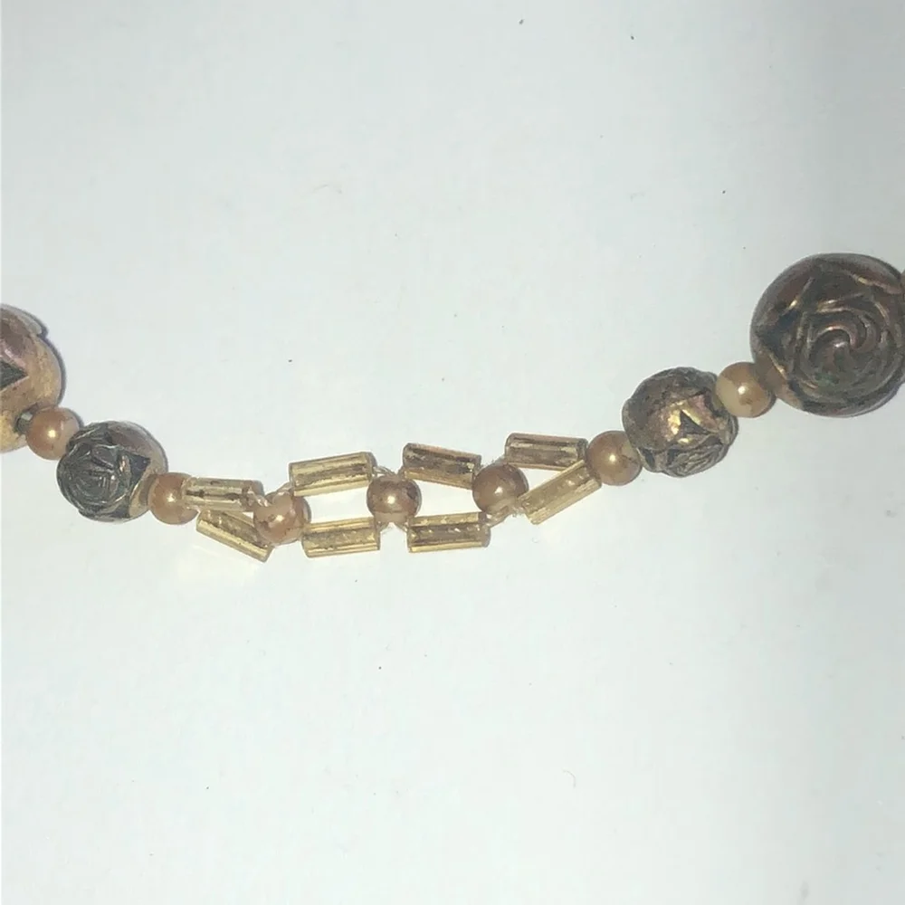 Vintage Flower Beaded Necklace with Brown Accents